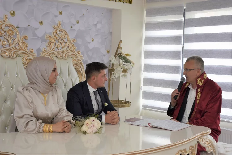 Karacabey'e yeni nikah salonu