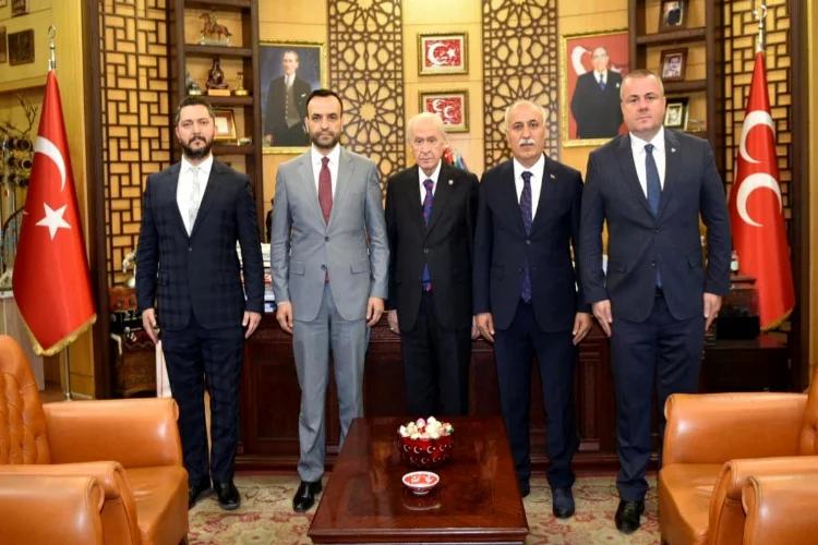 Başkan Aydın'dan Bahçeli'ye ziyaret