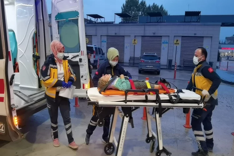 Bursa’da ikinci katın balkonunda düşen çocuk yaralandı