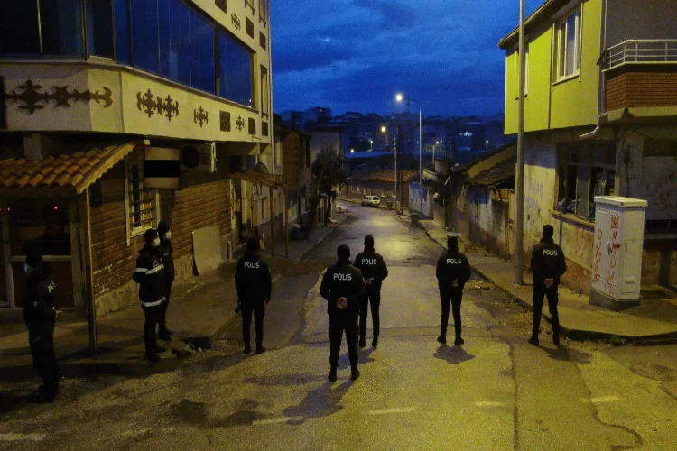 Bursa’da suç örgütüne şafak baskını: 12 kişi gözaltına alındı