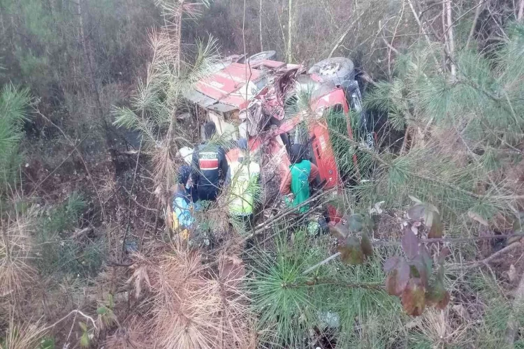 Kazaya giden itfaiye kaza kırım ekibi kaza yaptı: 4 ölü