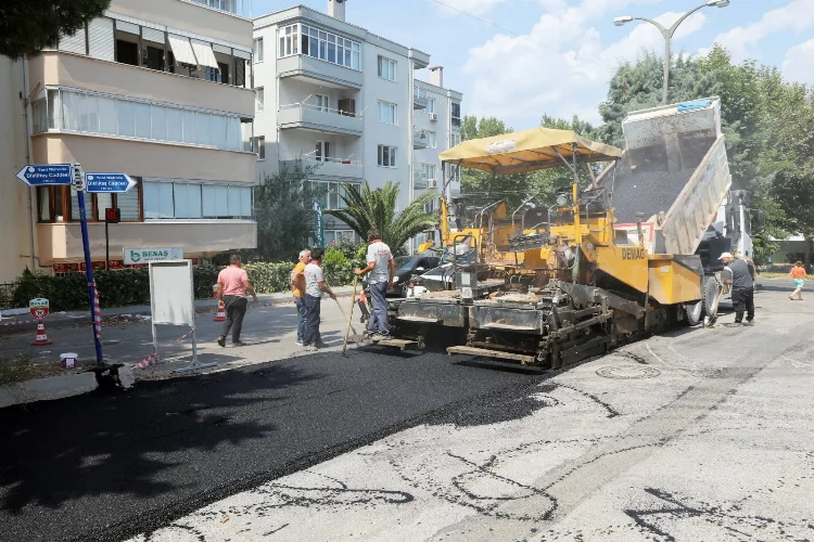 Mudanya’da asfalt çalışmaları sürüyor