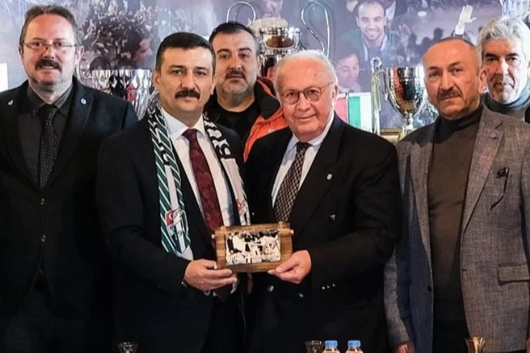 Selçuk Türkoğlu, Bursaspor’u ziyaret etti
